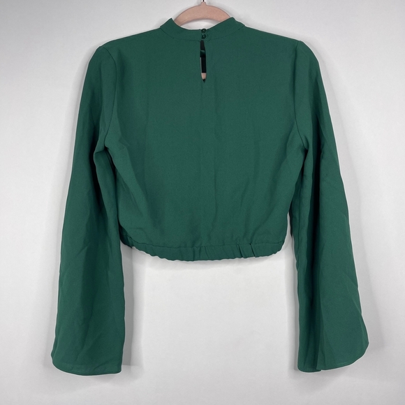 2/$30 ZARA Surplice Choker Crop Top Medium Green Kimono Sleeve Keyhole #7348 - Picture 9 of 15